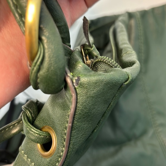 BUENO Green Slouchy Tote Bag Sz Large Vegan Leather Tassels Zippers *NOTE issues - Picture 7 of 16